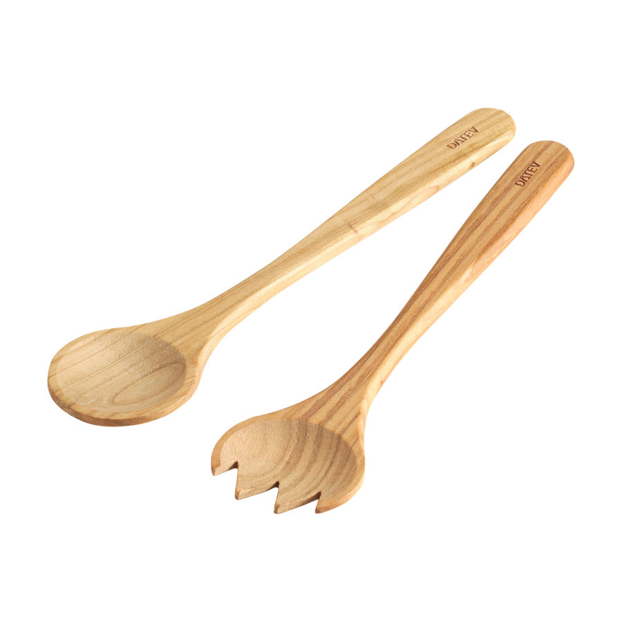 Zwei-teiliges Salatbesteck aus hellem Holz, bestehend aus einem Löffel und einer Gabel, mit DATEV-Logo