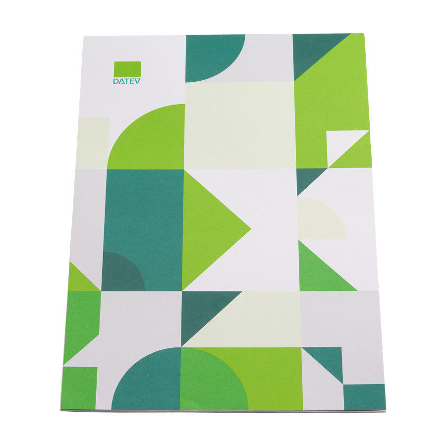 Schreibblock mit geometrischen Mustern in dunklen und hellen Grüntönen mit DATEV-Logo
