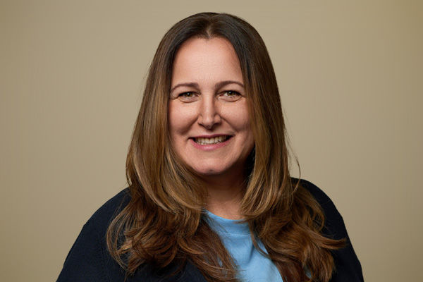 Portraitaufnahme des Teamservice-Ansprechpartners Ivana Gallo