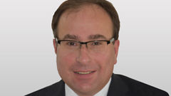 Portraitbild der referierenden Person Ralph Kramer