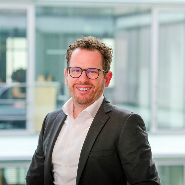 Dr. Marc Scheufen