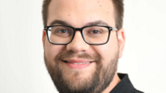 Portraitbild der referierenden Person Marcel Meßbacher