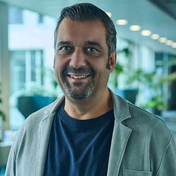 Portrait Jochen Stikel