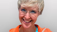 Portraitbild der referierenden Person Sandra Schneider