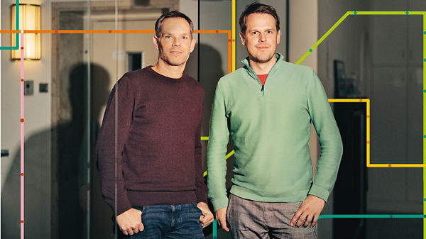 Portrait Dennis Gebhard und Dennis Grueneberg